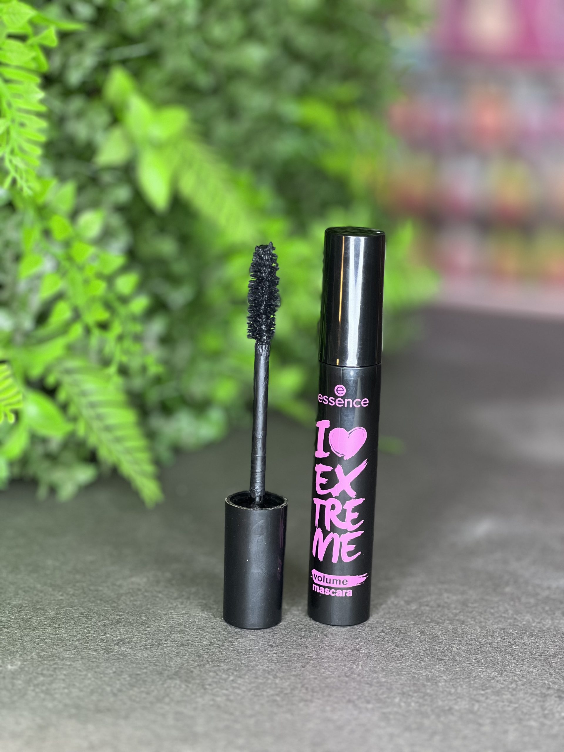 ریمل اسنس مدل اکستریم والیوم مشکیExtreme Volume