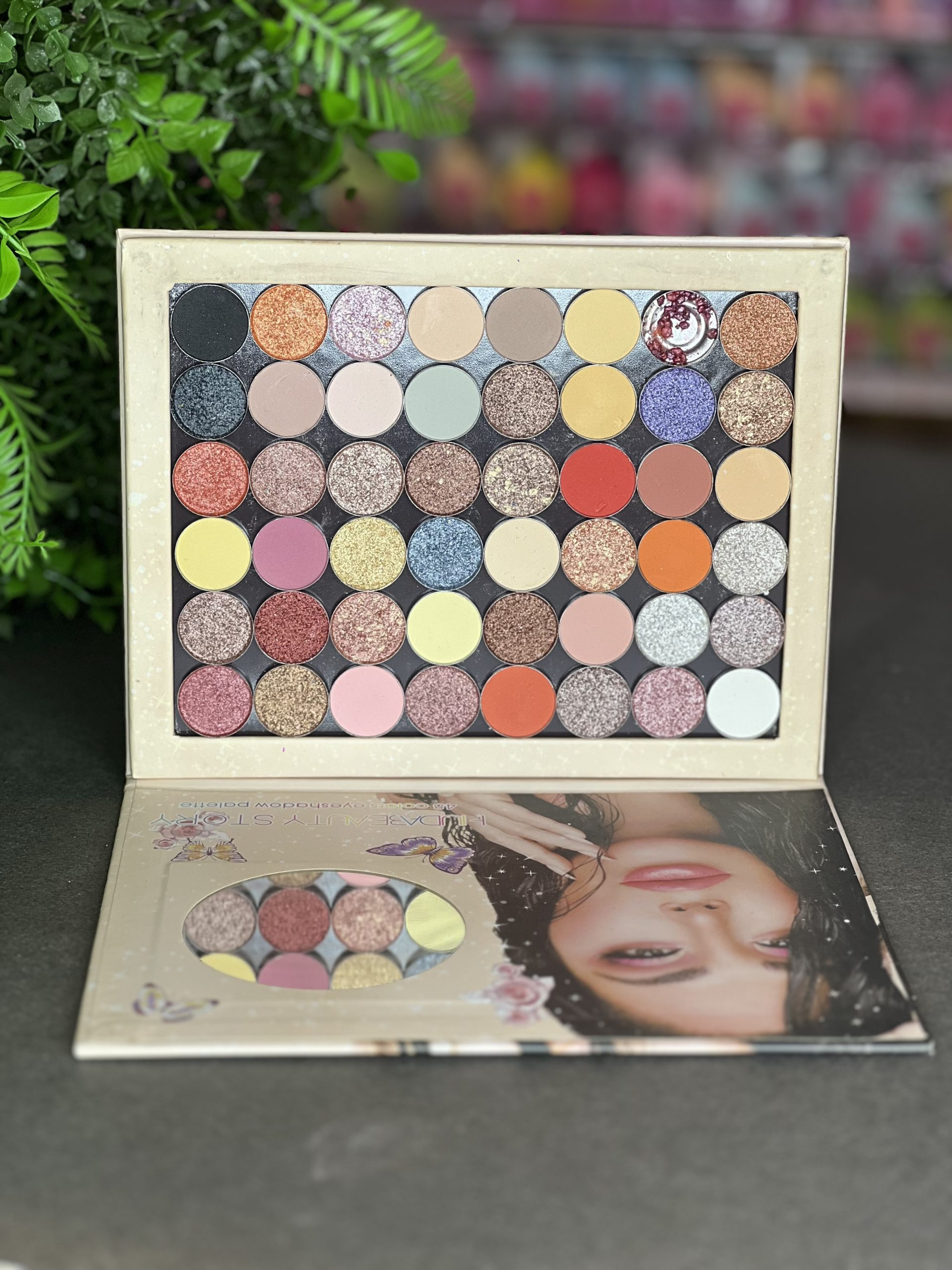 پالت سایه 48 رنگ هدی بیوتی HUDABEAUTY